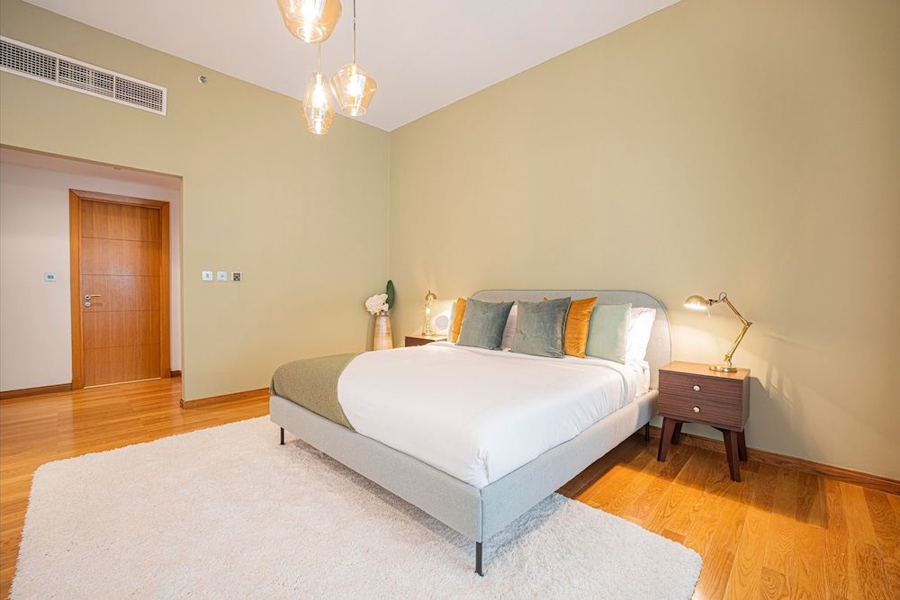 Large Terrace and Pool View - 2 Br - Next to Mall Apartment, 2 Bedrooms, Accessible, Smoking 8