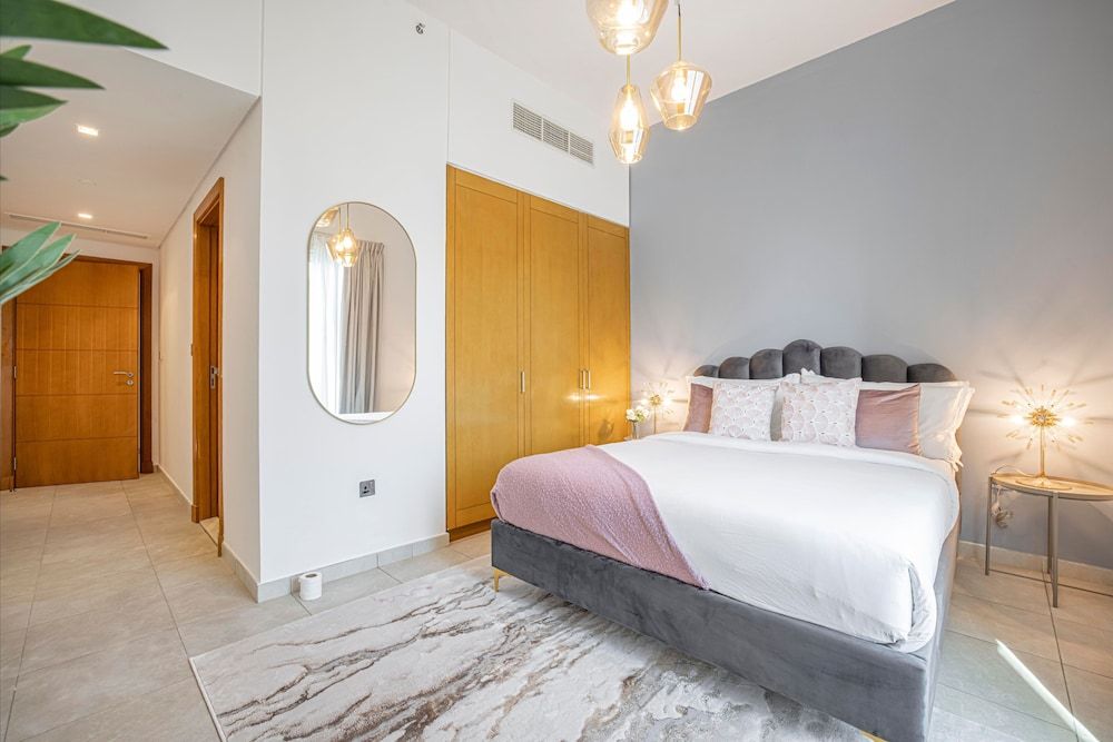 Large Terrace and Pool View - 2 Br - Next to Mall Apartment, 2 Bedrooms, Accessible, Smoking 4