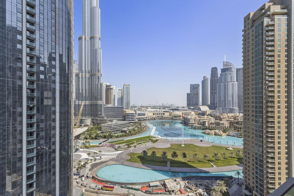 WelHome - Luxury Apartment Facing Burj Khalifa With Terrace Comfort Apartment 9
