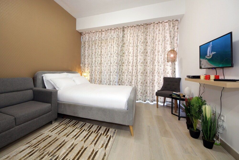 undefined Studio Apartment in Bloom Tower B JVC 5