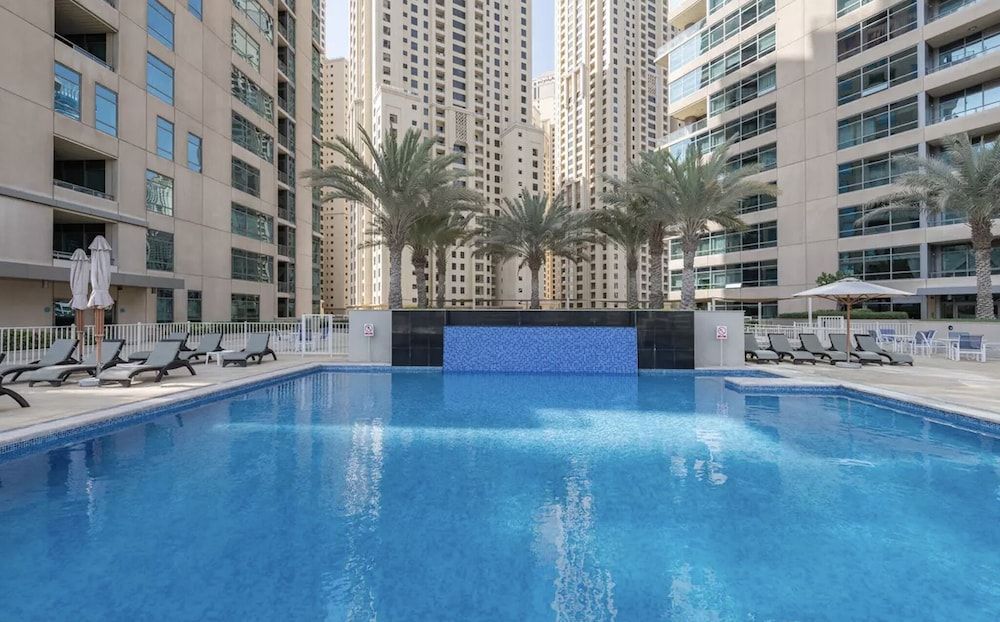 undefined Sahab 402 7