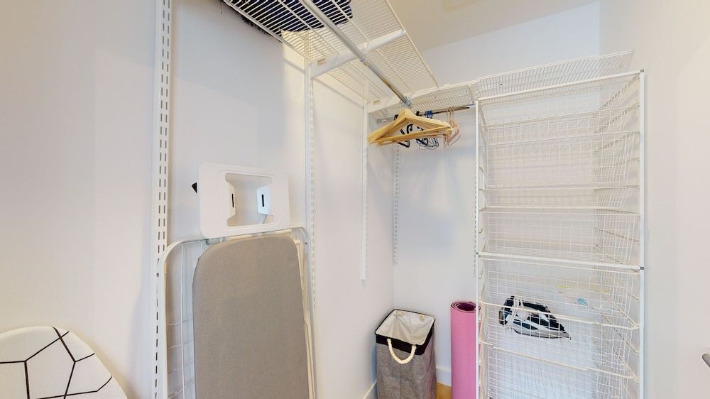 Sahab 402 Deluxe Apartment 8