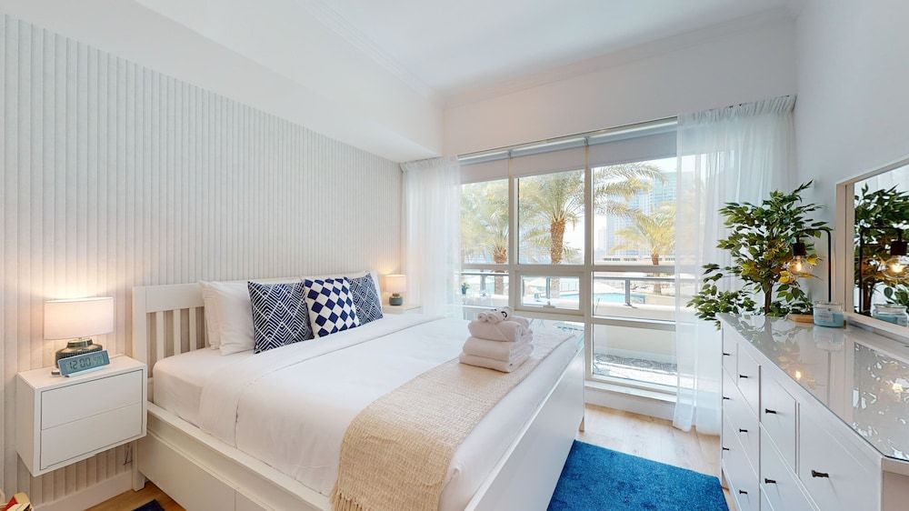 Sahab 402 Deluxe Apartment