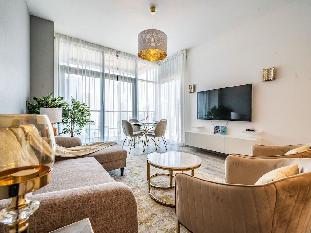 Glamorous Apt With Balcony Facing Burj Khalifa Design Apartment 23