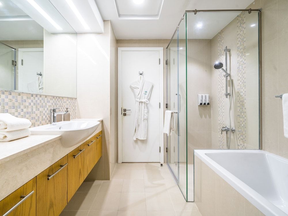 Glamorous Apt With Balcony Facing Burj Khalifa Design Apartment 19