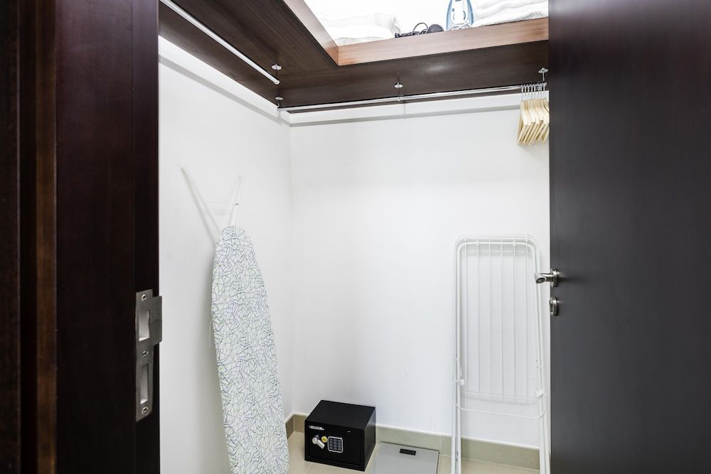 Lux BnB I 29 Burj BLVD I Downtown Views Deluxe Apartment 15