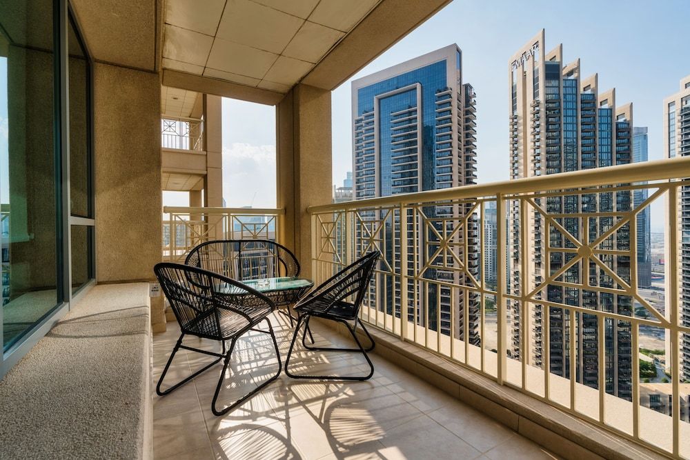 Luxury Burj Khalifa & Fountain View Apt Downtown Apartment (3 Bedrooms) 12