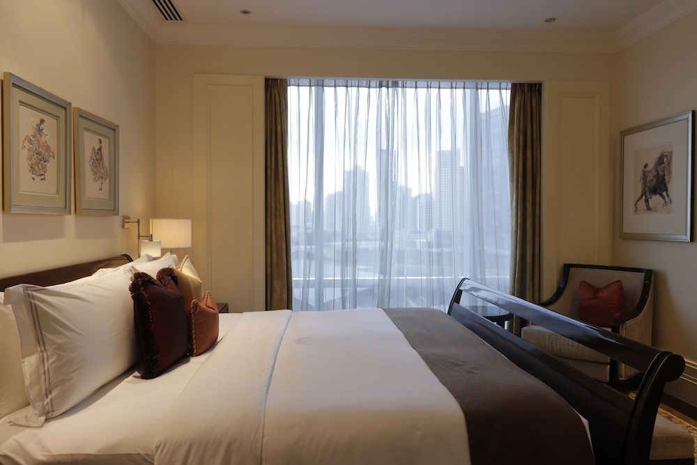 Raffles Makati 