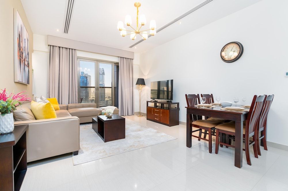 undefined Whitesage - Elite Apartment With Balcony Near Metro Station