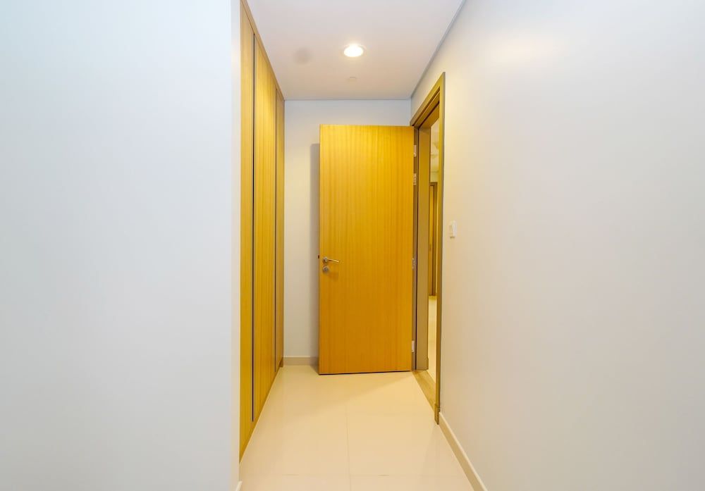 undefined Tanin - Chic Apt With Infinity Pool and Burj Khalifa View 5