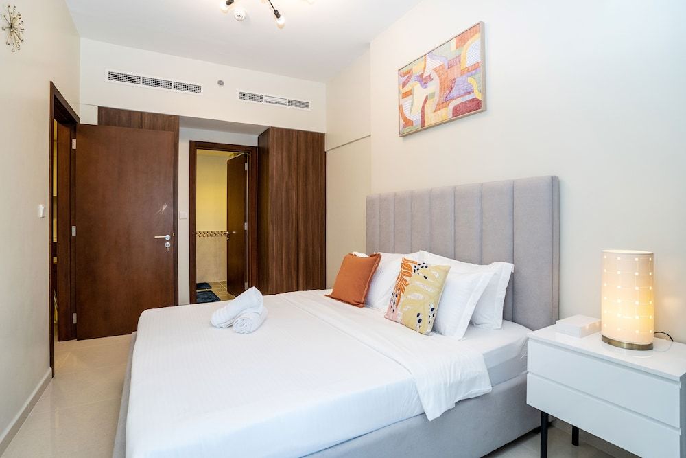 undefined Tanin - Fabulous Apt With Burj Khalifa View From Balcony 8