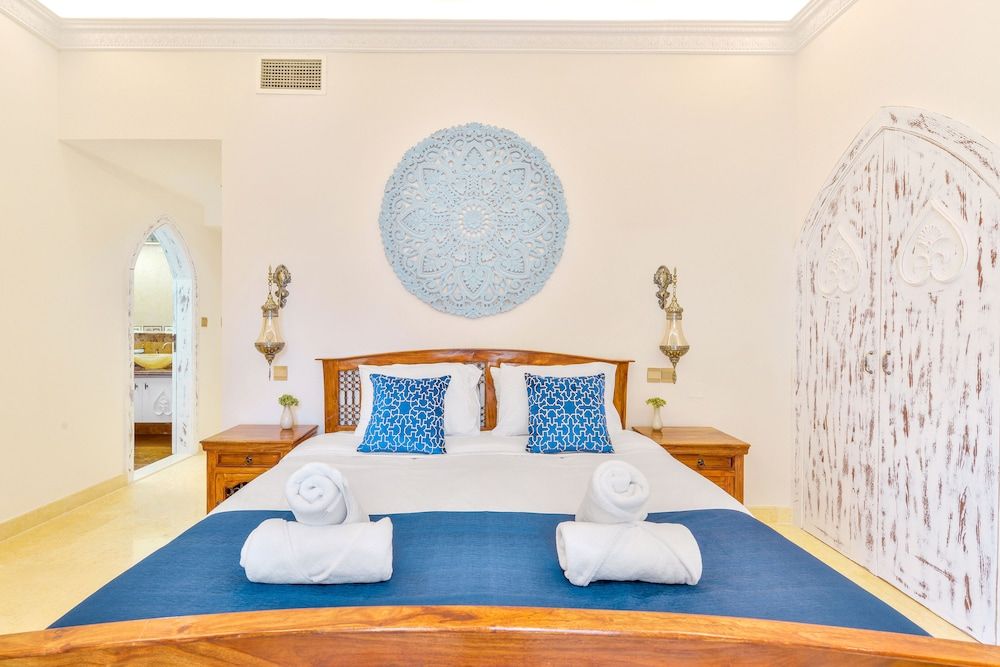 Luxury JBR Palace! - Sea View - Free Beach Resorts Access! Deluxe 3BR Apartment plus maids room 3