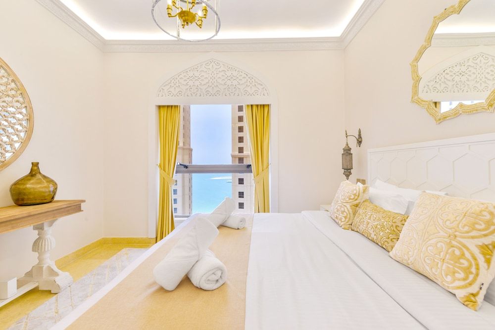Luxury JBR Palace! - Sea View - Free Beach Resorts Access! Deluxe 3BR Apartment plus maids room 10