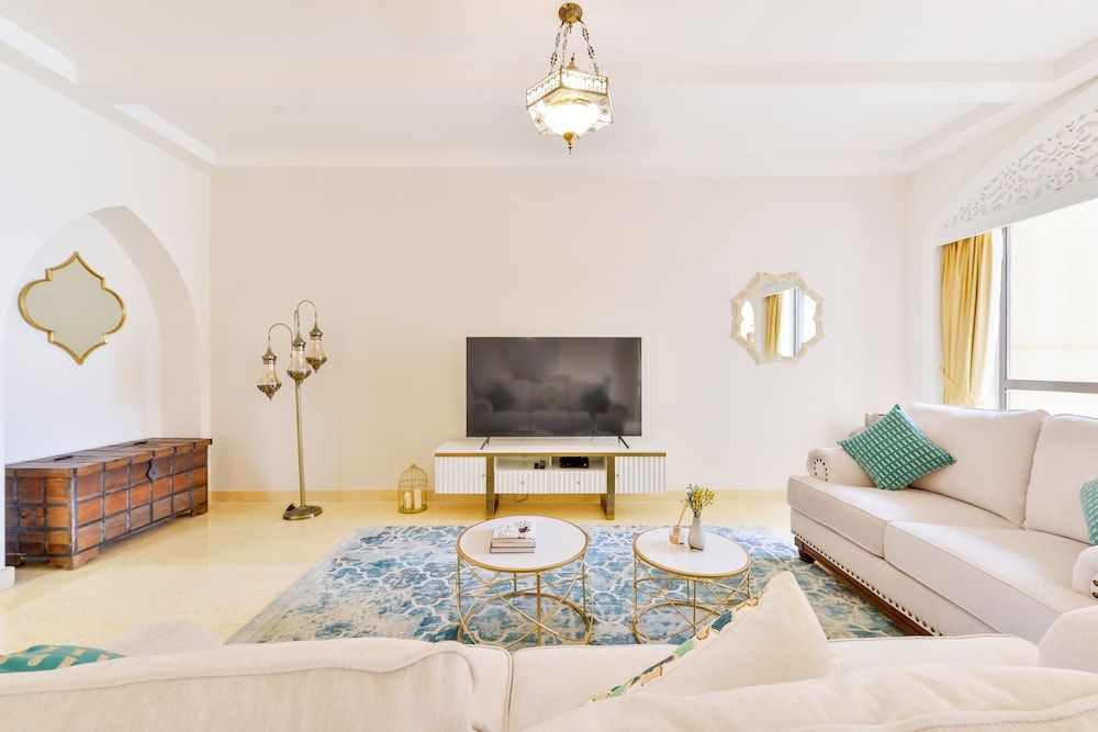 Luxury JBR Palace! - Sea View - Free Beach Resorts Access! Deluxe 3BR Apartment plus maids room 30