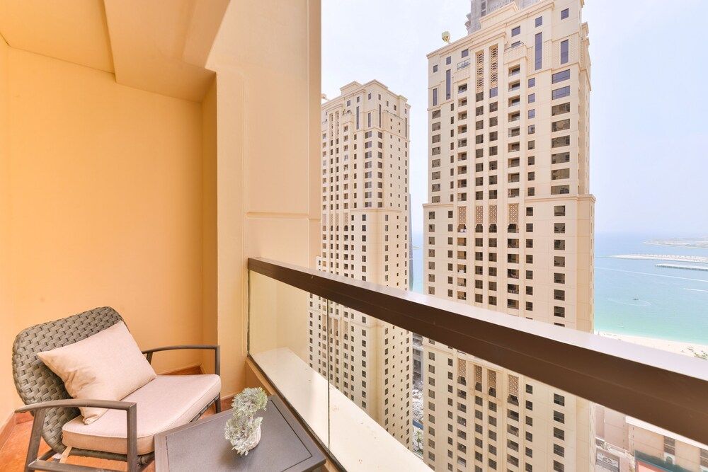Luxury JBR Palace! - Sea View - Free Beach Resorts Access! Deluxe 3BR Apartment plus maids room 15
