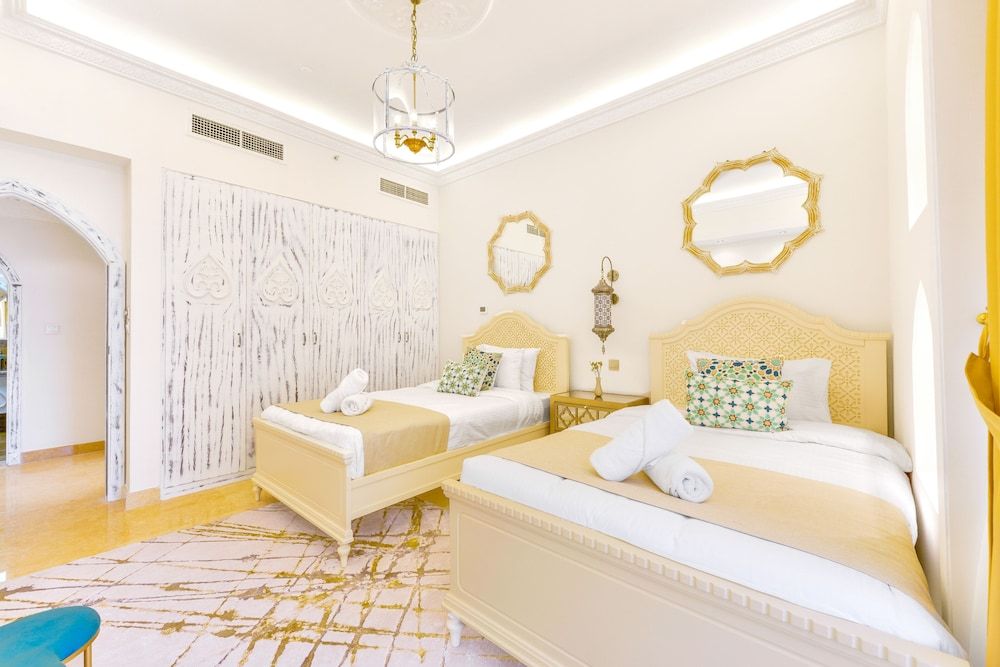 Luxury JBR Palace! - Sea View - Free Beach Resorts Access! Deluxe 3BR Apartment plus maids room 13