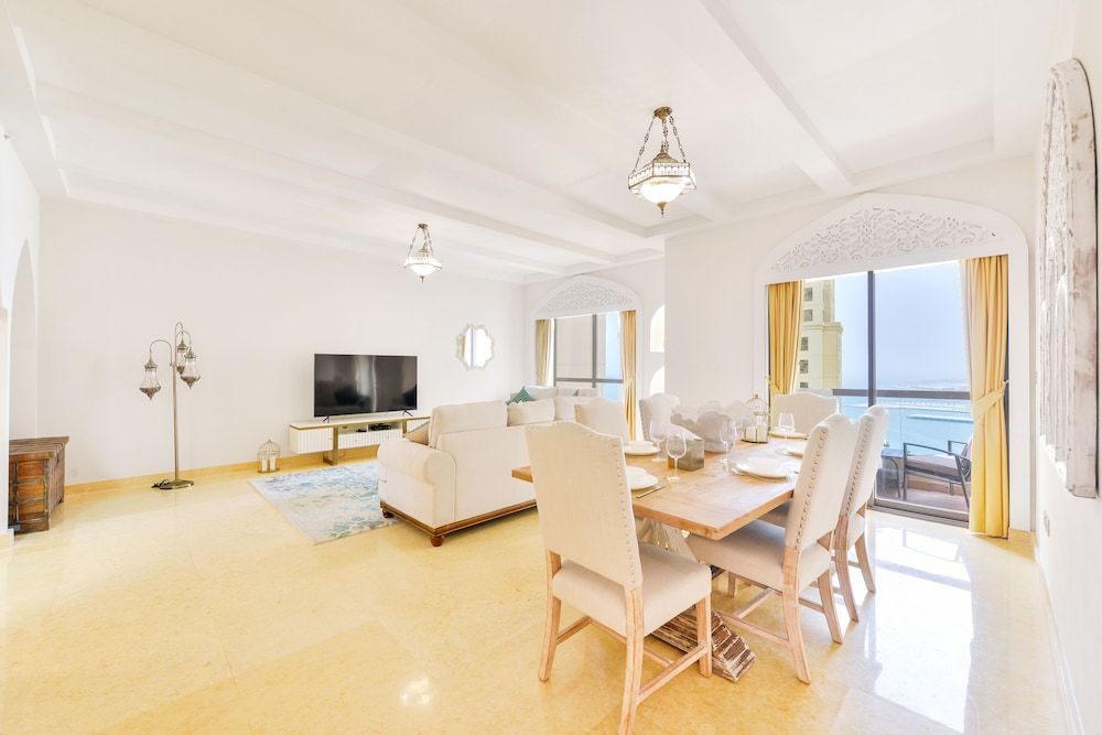 undefined Luxury JBR Palace! - Sea View - Free Beach Resorts Access! 5