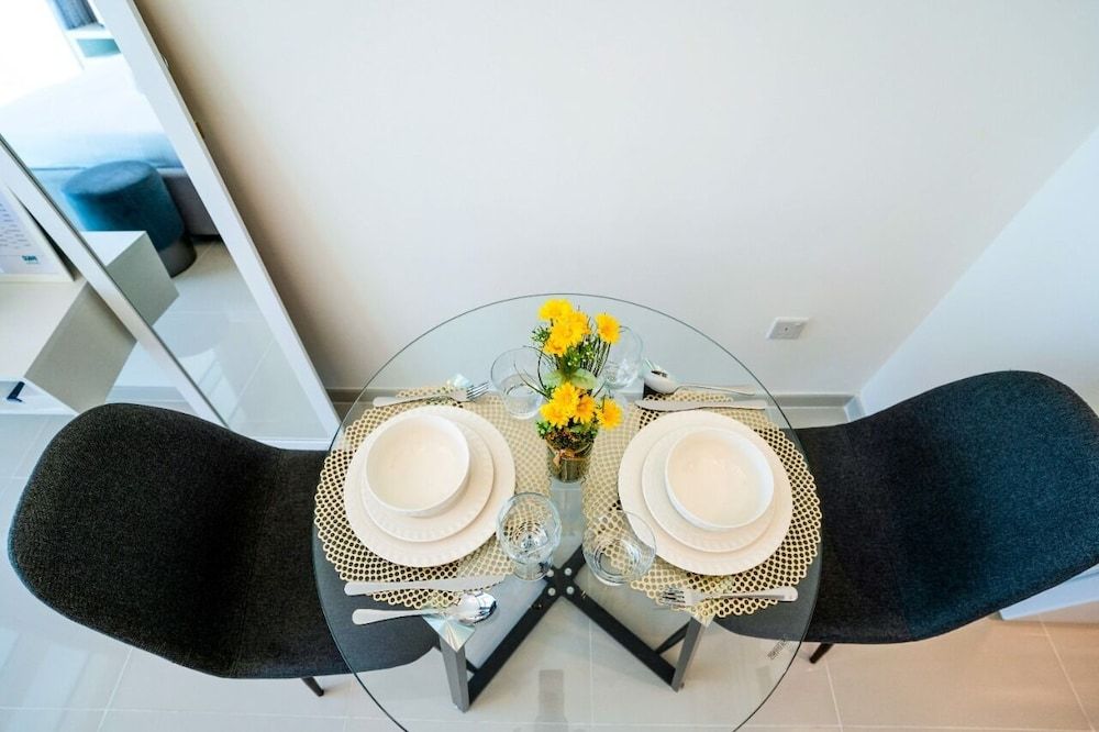 undefined Tanin - Stunning Dubai Skyline View From this Sleek Studio 9