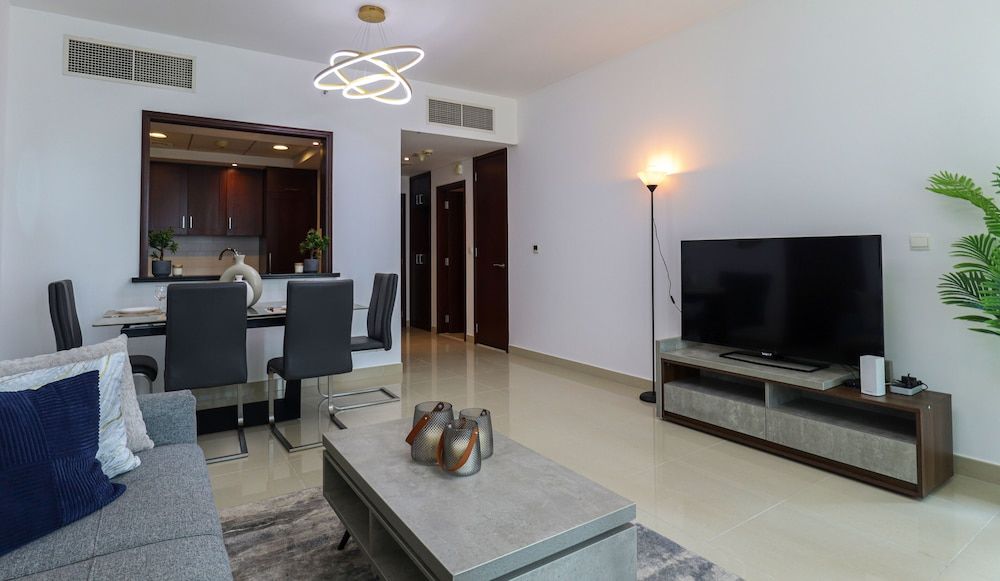 HiGuests - 29 Boulevard Tower Comfort Apartment 17