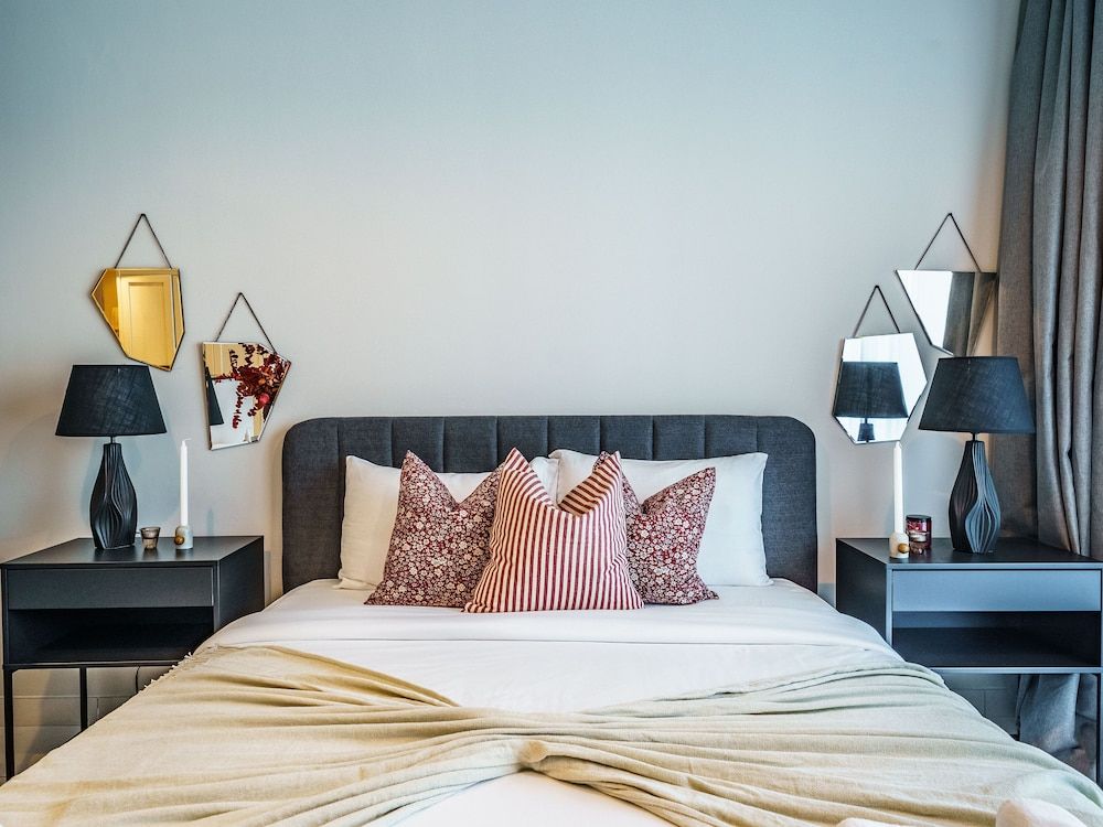 undefined Sweeping Marina View Studio Near the Metro Station 9