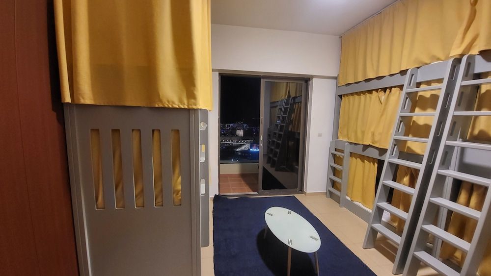 Sea Castle Backpackers Shared Dormitory, Mixed Dorm, Ocean View, Sea Facing 8