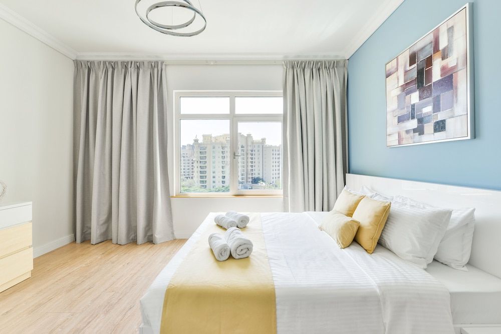 Shoreline Beachfront Luxury Palm Deluxe 2BR Apartment plus maids 3