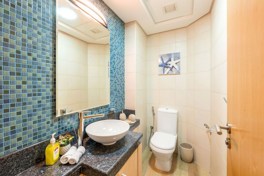 Shoreline Beachfront Luxury Palm Deluxe 2BR Apartment plus maids 10