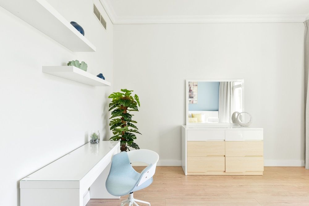 Shoreline Beachfront Luxury Palm Deluxe 2BR Apartment plus maids 16