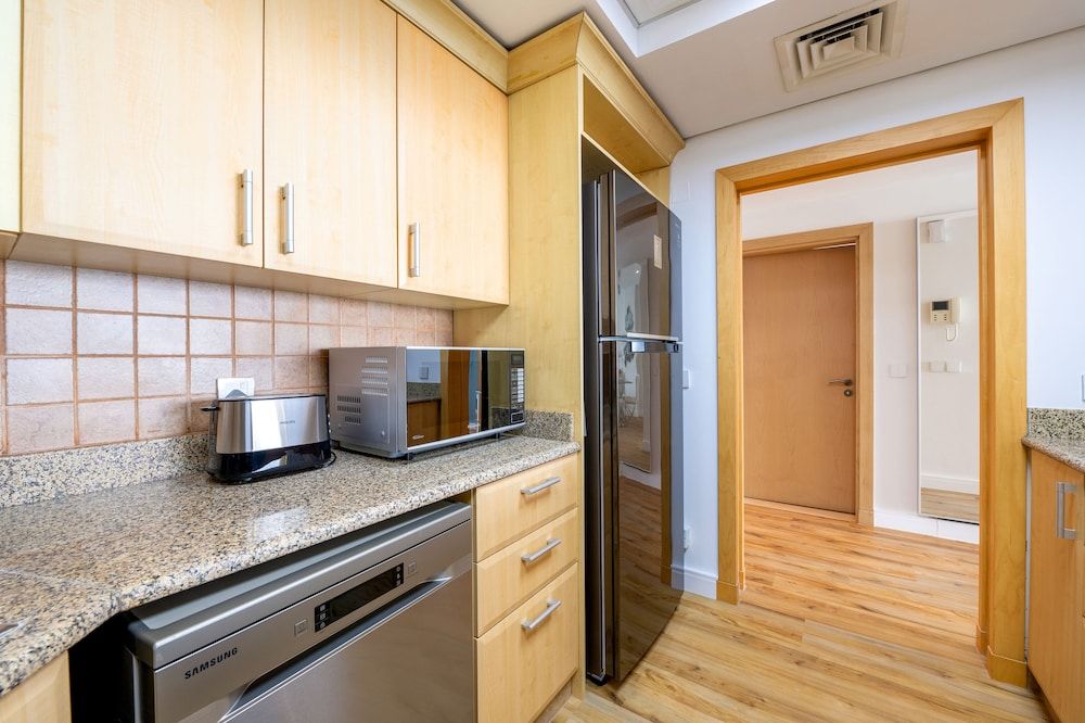 undefined Shoreline Beachfront Luxury Palm 6