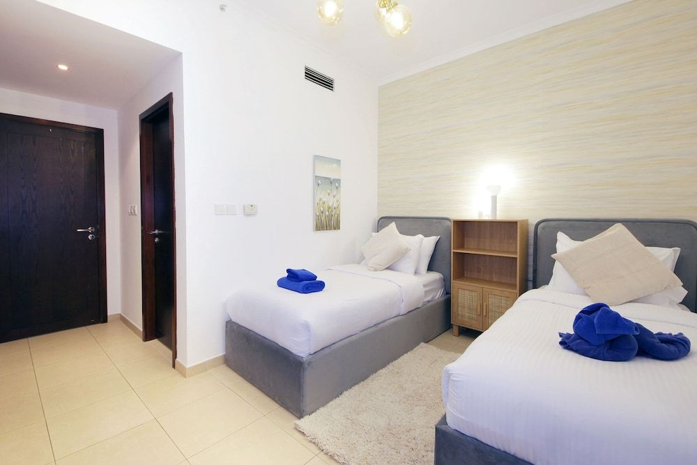 undefined New Arabian Apartment Burj Khalifa View 2