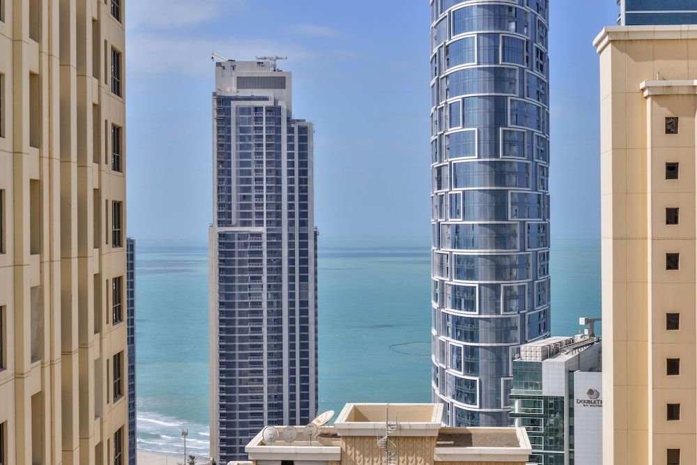 undefined Luxury JBR Shams - Sea or Marina View - Free Beach Resorts Access! 6