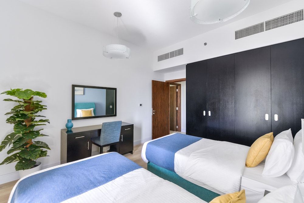 Luxury JBR Shams - Sea or Marina View - Free Beach Resorts Access! Deluxe 2BR Apartment - Sea View 8