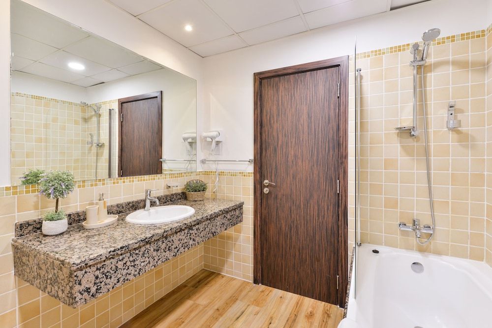 Luxury JBR Shams - Sea or Marina View - Free Beach Resorts Access! Deluxe 2BR Apartment - Sea View 16