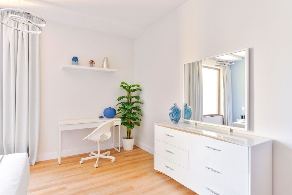 Luxury JBR - Marina View - Beach Resorts Access Deluxe 1BR Apartment  - Marina View 12