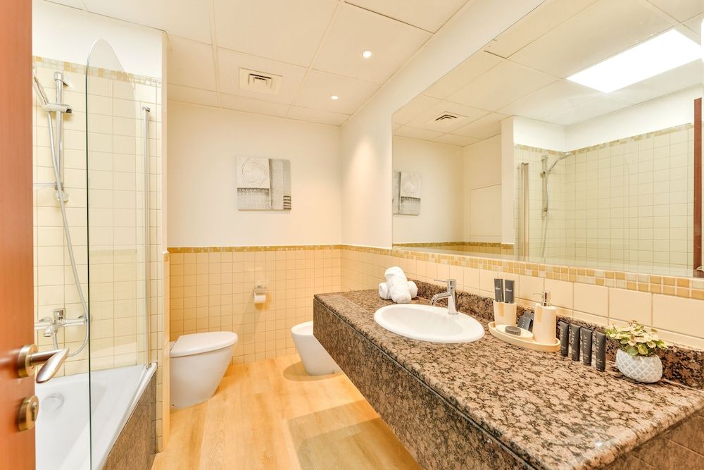 Luxury JBR - Marina View - Beach Resorts Access Deluxe 1BR Apartment  - Marina View 9