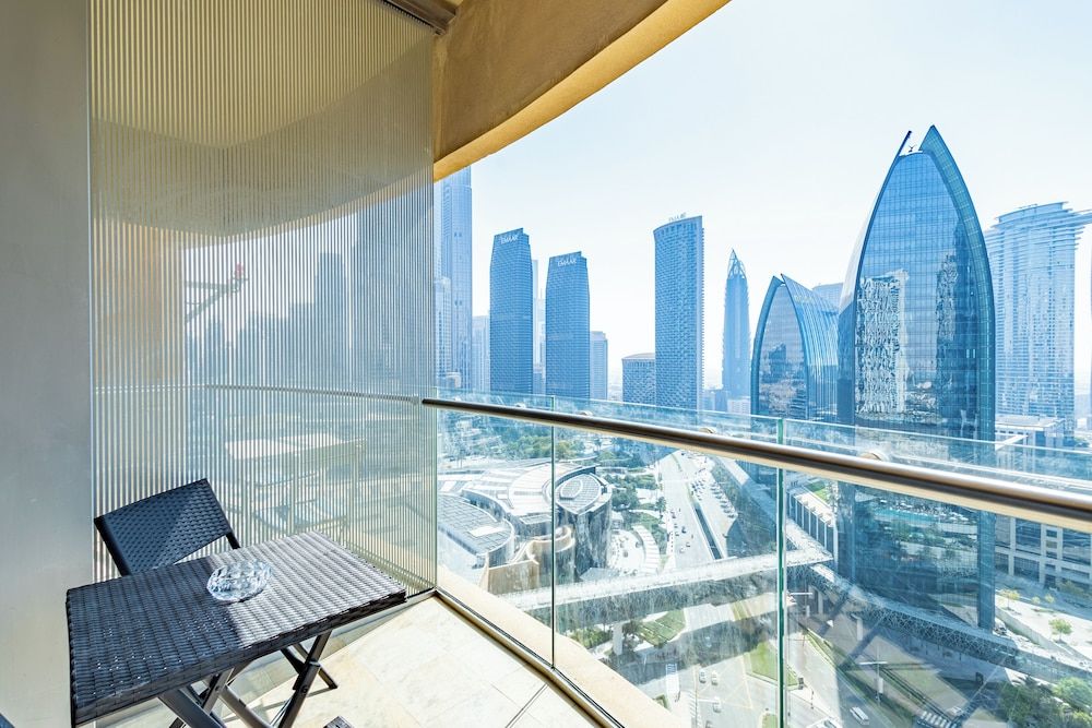 undefined SuperHost - Address Dubai Mall - Stunning Studios