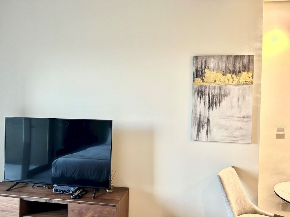 undefined Amazing Stay Park View JVC - Studio With Balcony 10