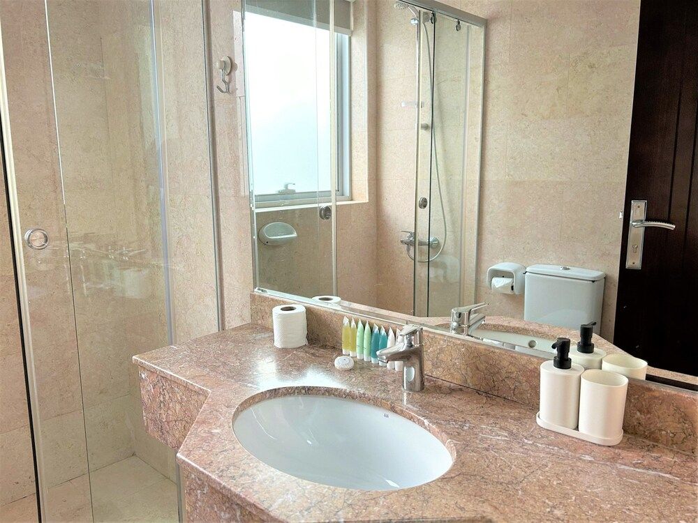 Incredible Living With Balcony in Business Bay Apartment (2 Bedrooms) 19