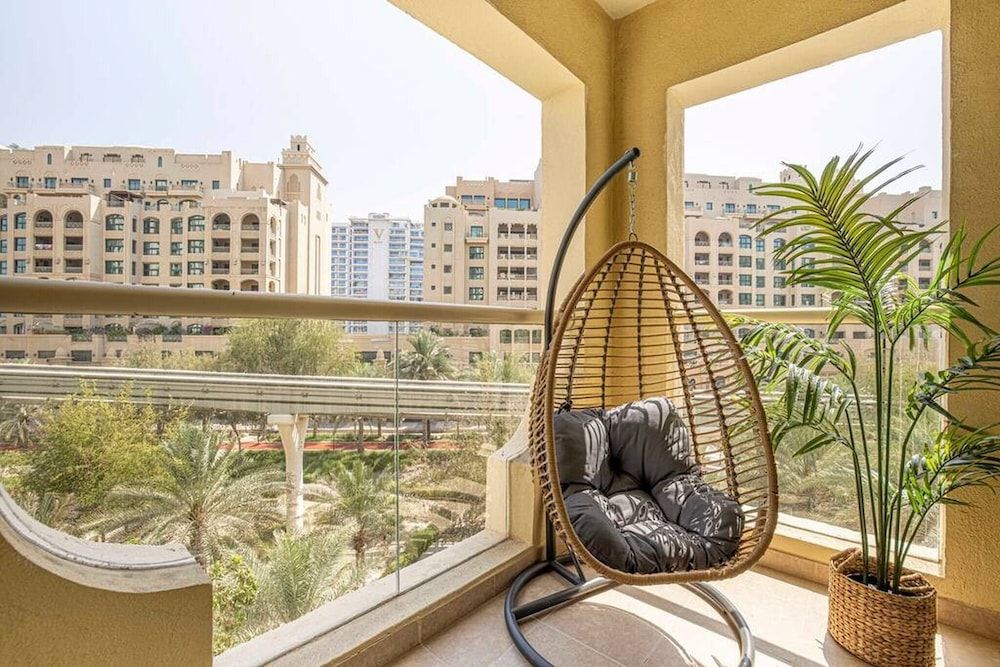 Spacious New Furnished 2br M Palm Jumeirah Apartment, 2 Bedrooms, Balcony, City View 16
