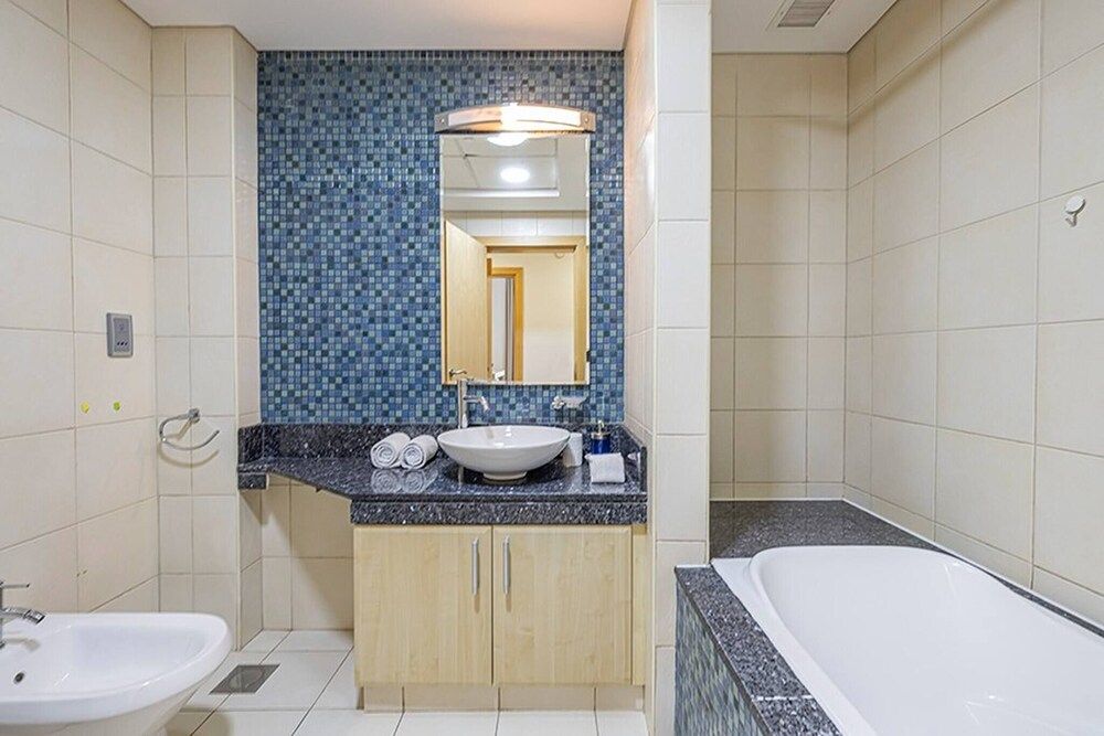 Full Sea And Burj Al Arab View 2 Br Extra Room Apartment, 2 Bedrooms, Accessible, Balcony 15