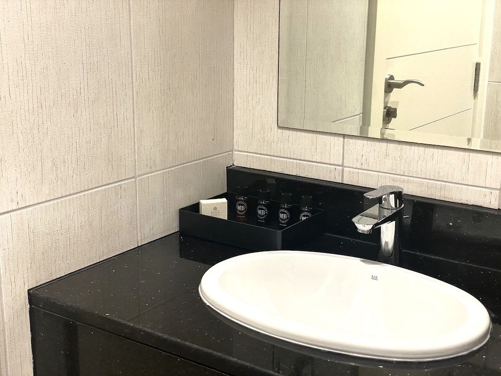 LuxBnB Ghalia Jumeirah Village Circle Deluxe Studio Suite 14