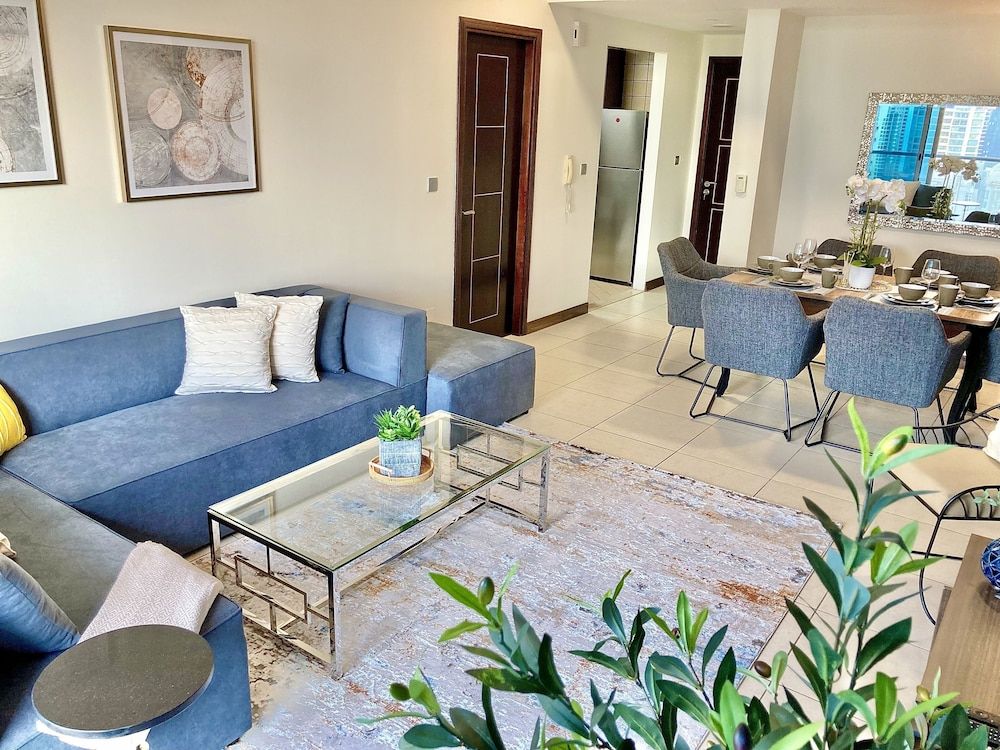Whitesage - Gorgeous Apartment With Incredible Cityscape View