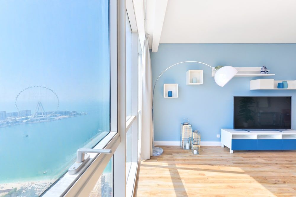 Luxury JBR - Al Fattan Full Sea View - Free Beach Resorts Access Deluxe 3BR Apartment plus maids room 24