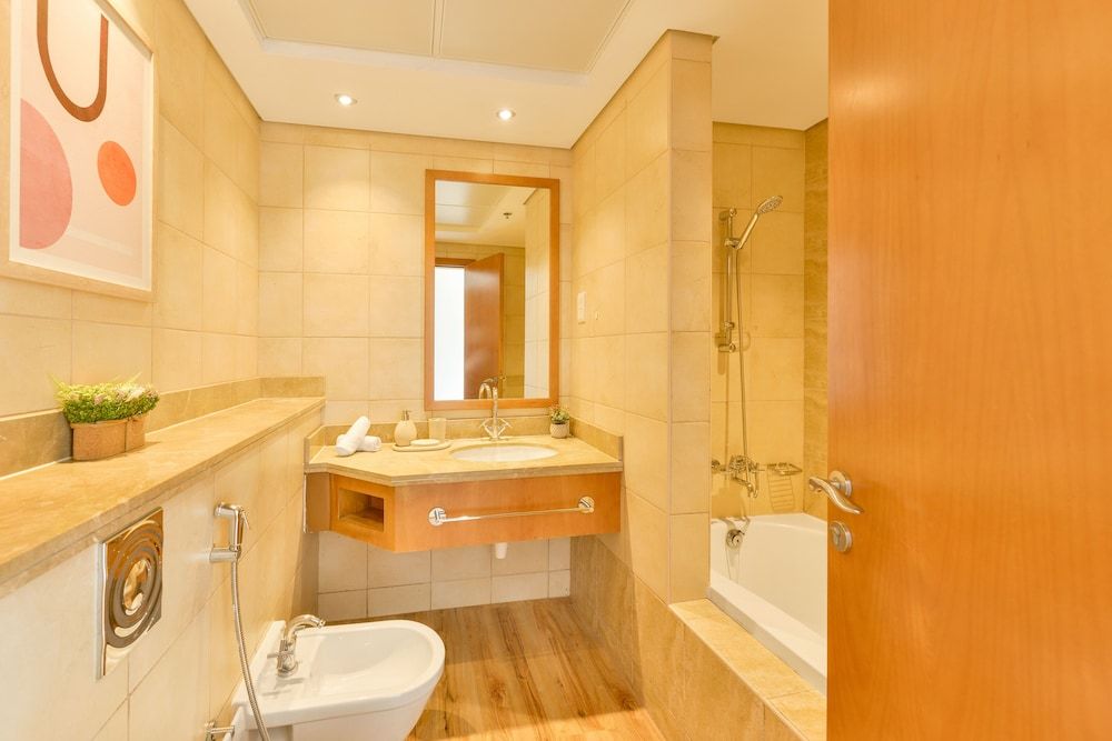 Luxury JBR - Al Fattan Full Sea View - Free Beach Resorts Access Deluxe 2BR Apartment plus maids room 12