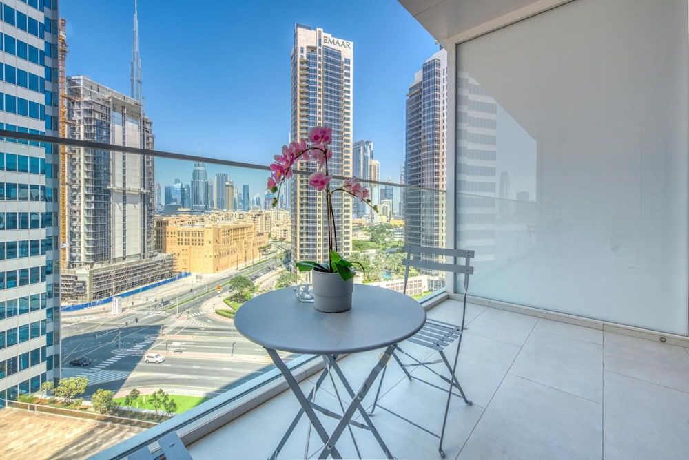 Luxury Studio w Burj Khalifa Vw in Business Bay