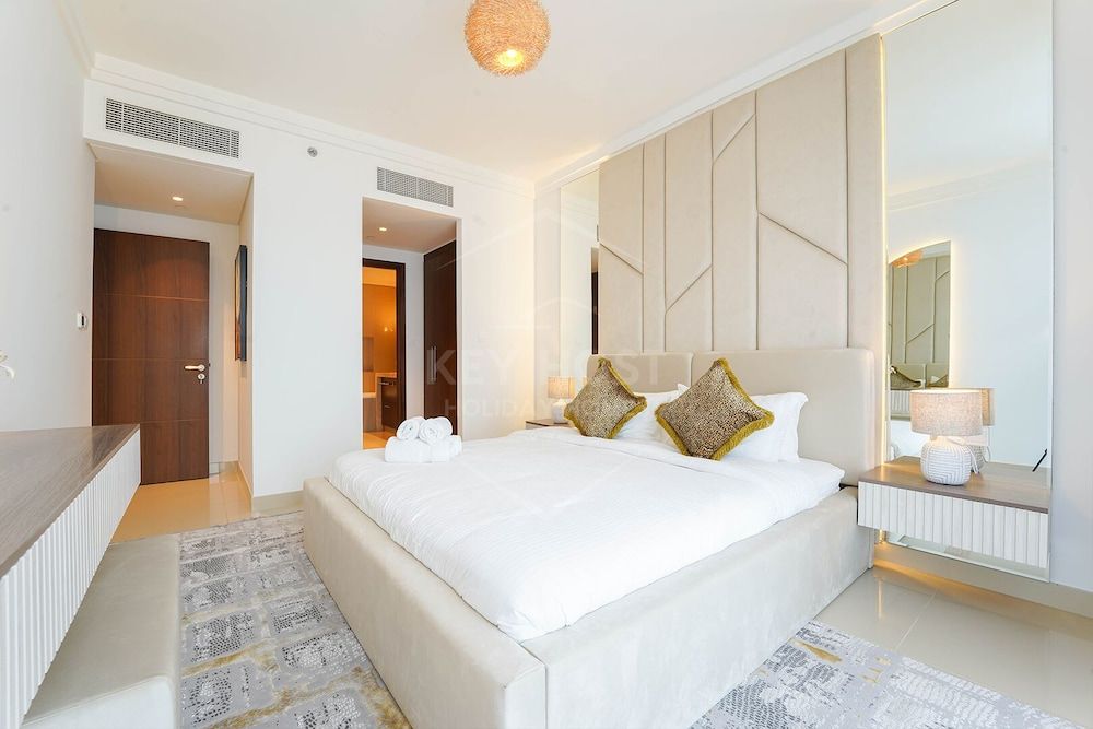 undefined KeyHost -Boulevard Point -Downtown Dubai 3