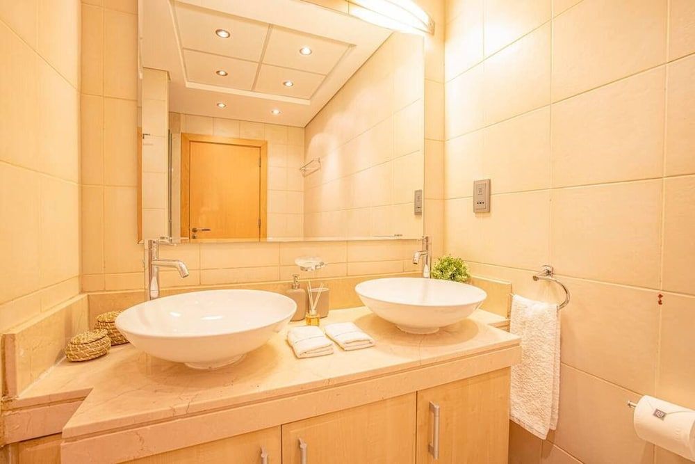 Palm Jumeirah 2 Br M - Full Sea And Beach View Apartment, 2 Bedrooms, Accessible, Balcony 14