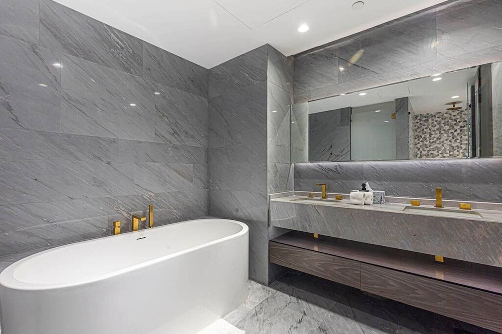 Opulent 2 Bedroom Apartment In Five Palm Jumeirah Apartment, 2 Bedrooms, Accessible, Balcony 10