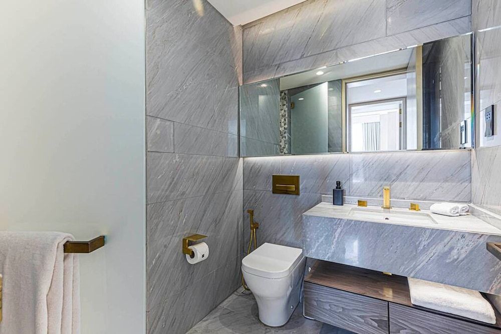 Opulent 2 Bedroom Apartment In Five Palm Jumeirah Apartment, 2 Bedrooms, Accessible, Balcony 9