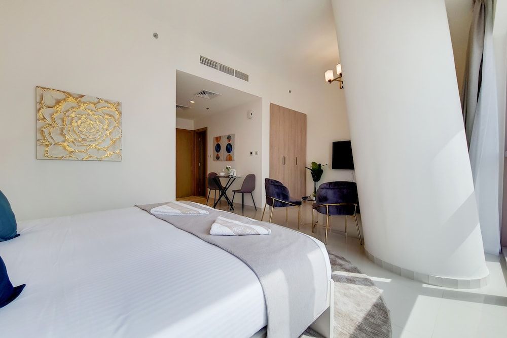 undefined GreenFuture - High-Rise Sleek Studio With Panoramic City Views 8